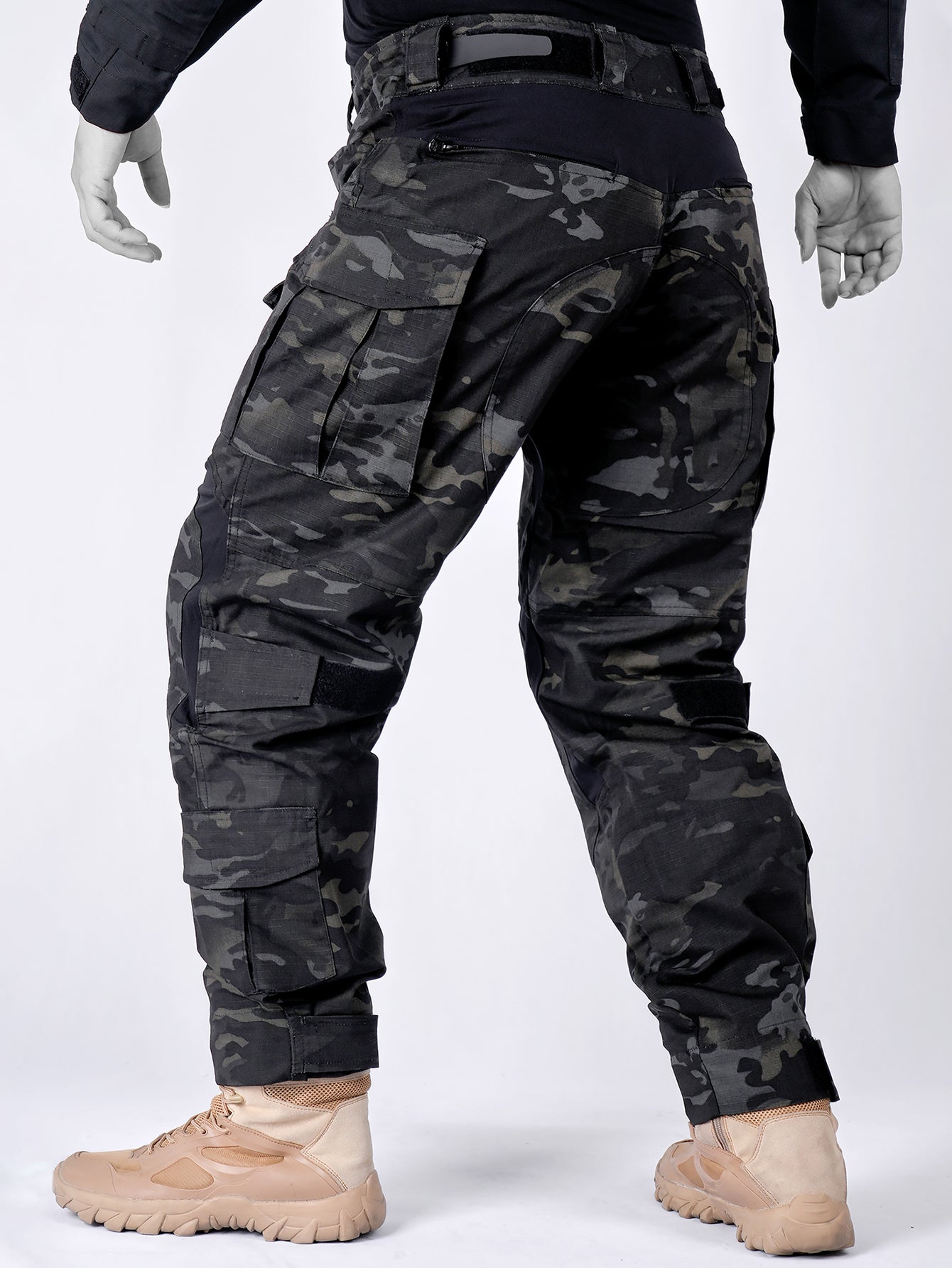 Men’s Outdoor Pants with Knee Pads Camo Cargo Pants Waterproof Hiking Pants 10 Pockets (No Belt)