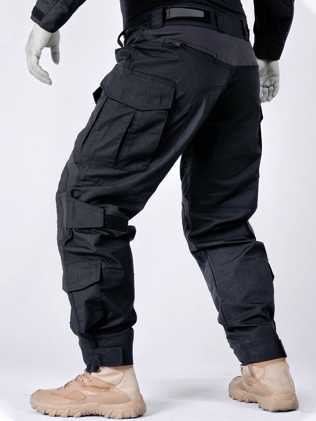 Men’s Outdoor Pants with Knee Pads Camo Cargo Pants Waterproof Hiking Pants 10 Pockets (No Belt)